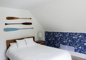 Queen Suite with Private Ensuite at Fancie's PEC - Suite 1